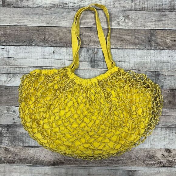 Jeffrey Lawrence Handbags - Vintage Jeffrey Lawrence for Lawrence Bentley Yellow Metallic Fishnet Hobo Bag